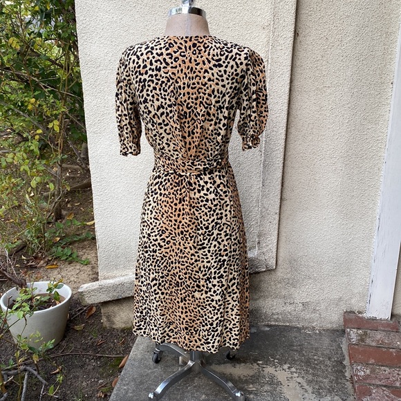 NWOT Faithfull The Brand Abbey The Wrap dress w/ elastic sleeves & sash tie - Picture 7 of 14